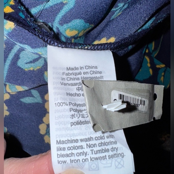 J Crew Floral Drapey Crepe Wrap Top size M EUC - Picture 10 of 12
